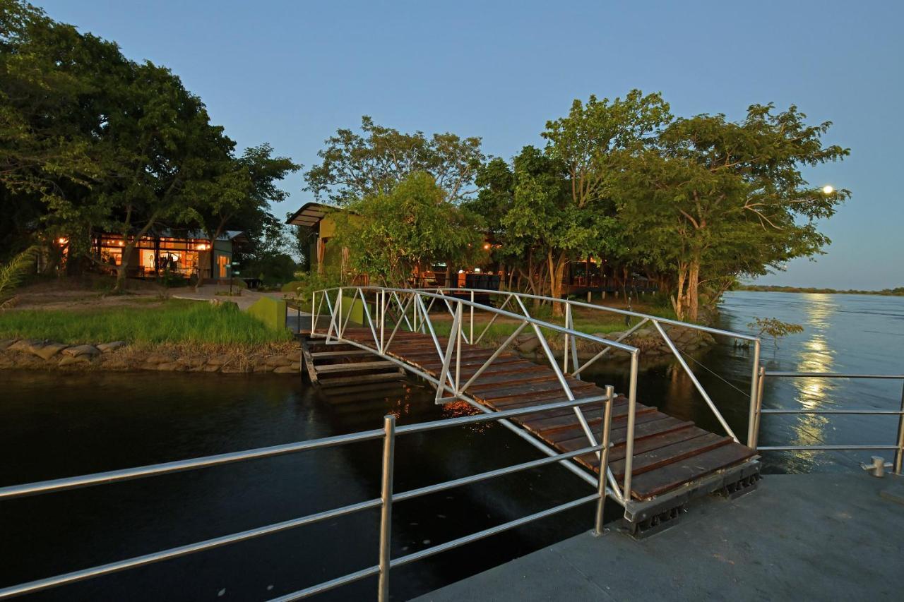 Zambezi Mubala Lodge 카티마무릴로 외부 사진